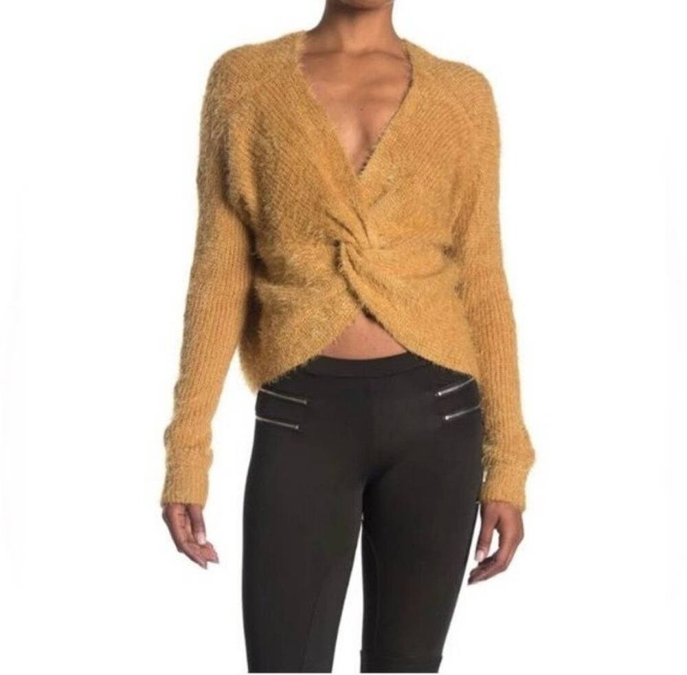 Dee Elly Twist Front Cropped Sweater Womens C Caramel Brown Long Sleeve